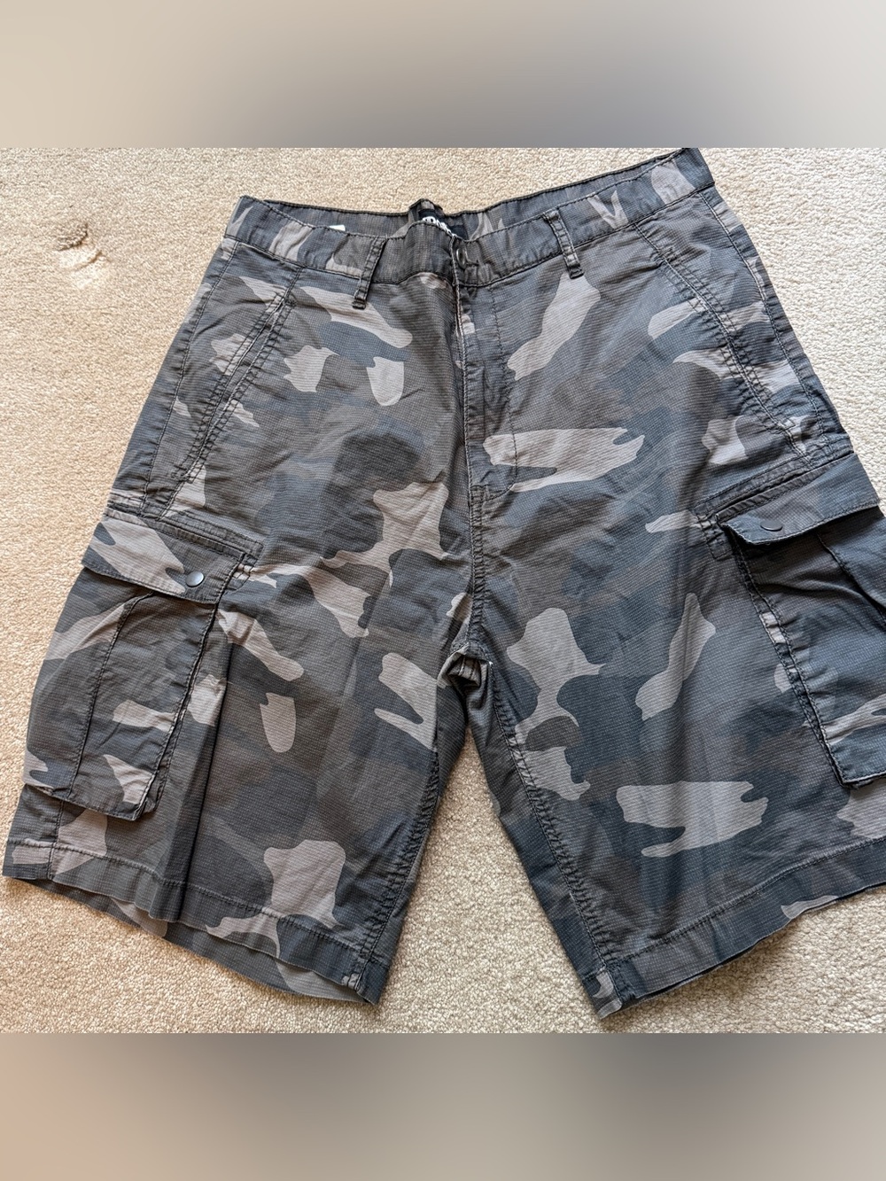 Men’s Iron Co. ripstop camo cargo shorts